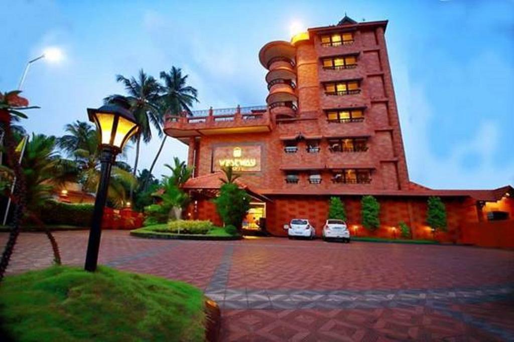 Westway Hotel Kozhikode Exterior foto